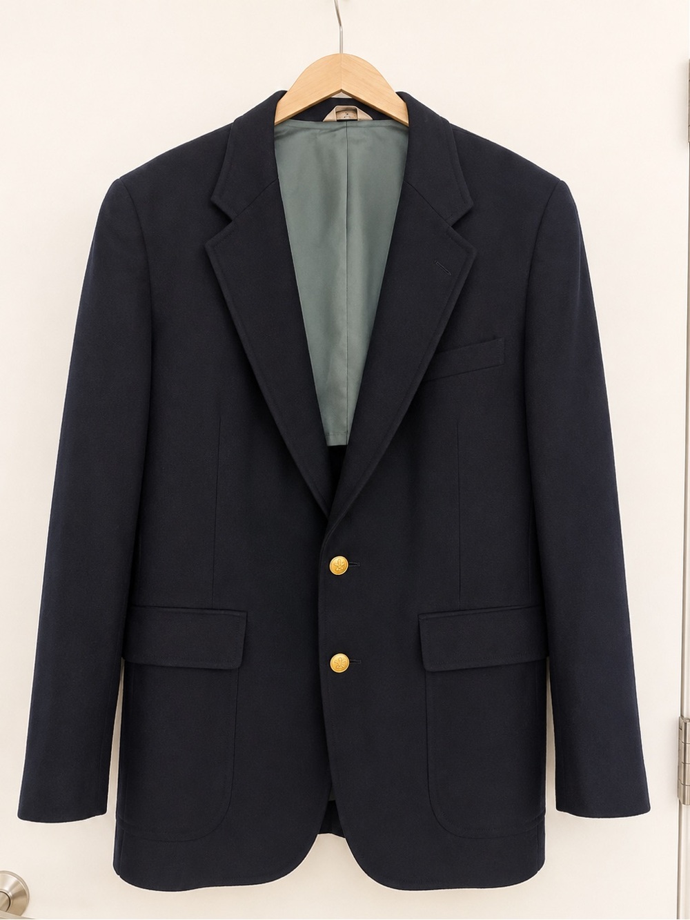 Vintage Kenneth Roberts Navy Wool Blazer Gold Crest Buttons Made USA Preppy L